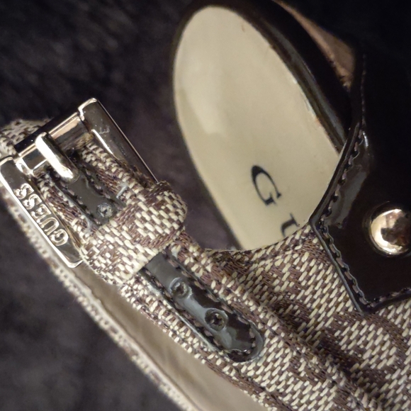 Women's platform stiletto sandals. Size 6. - Picture 7 of 9